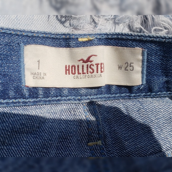 🛍4/$20 Hollister Lace Daisy Dukes - Picture 2 of 5